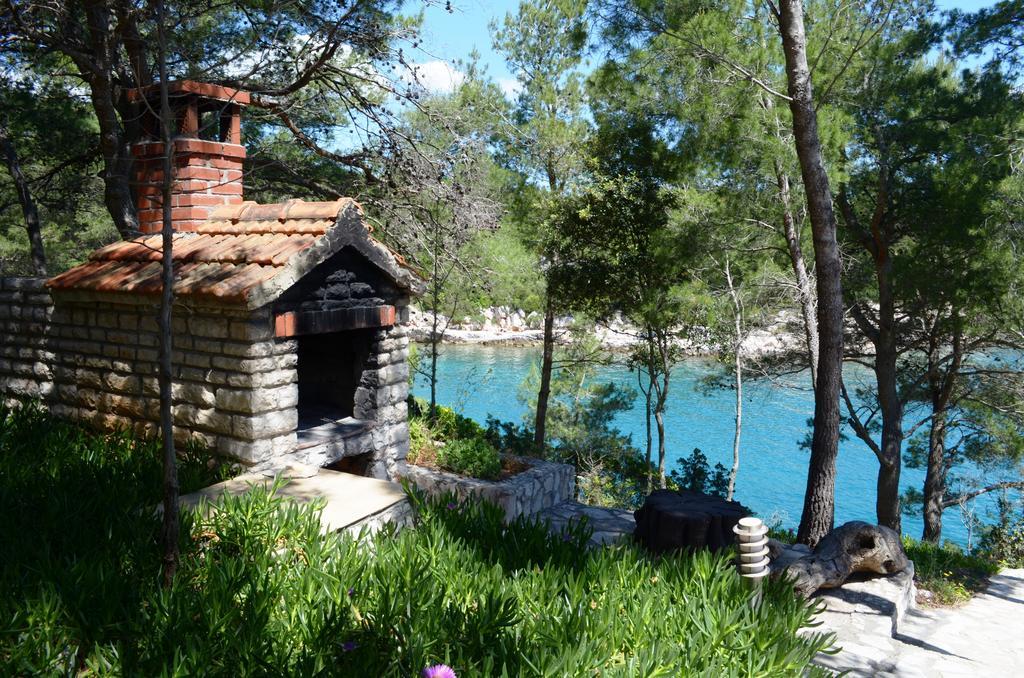 Pavao Apartament Vrboska
