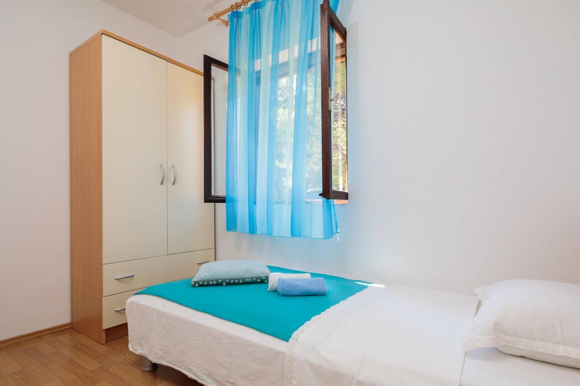 Pavao Apartament Vrboska