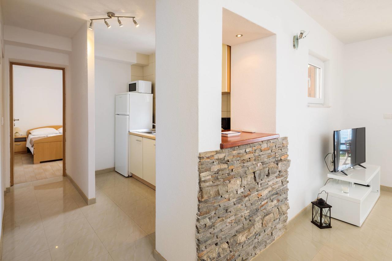 Pavao Apartament Vrboska
